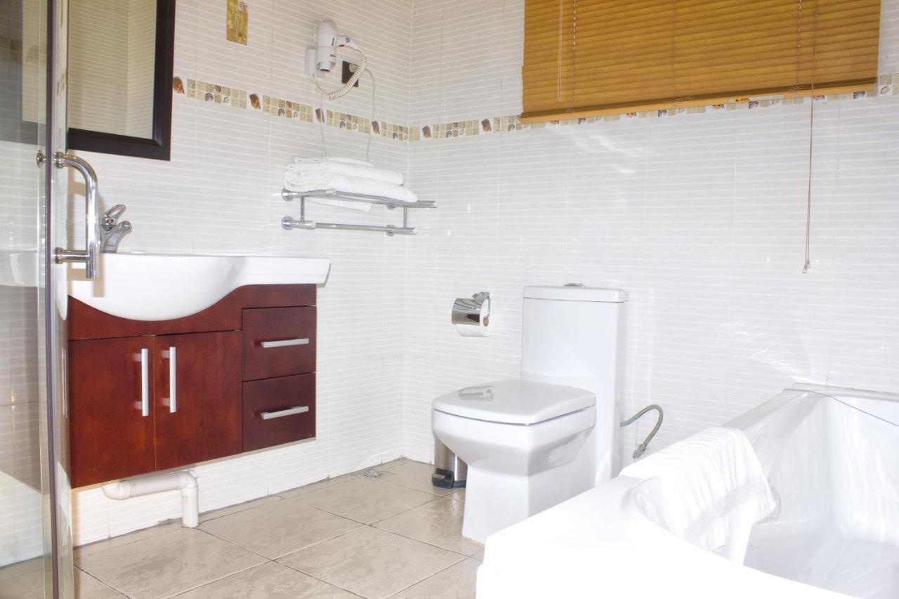 Icon Hotel Chingola Værelse billede